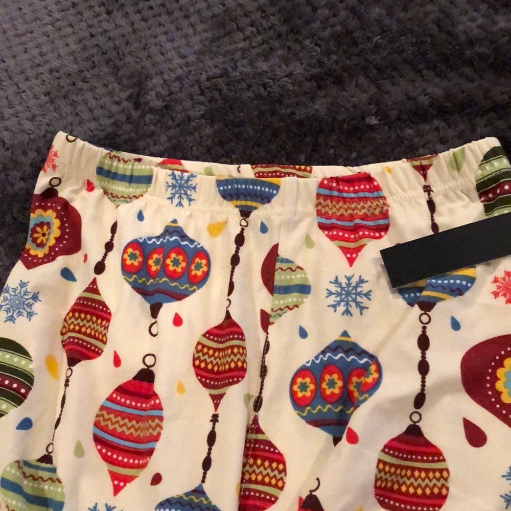 Christmas Ornaments Leggings- super soft - Picture 3 of 4